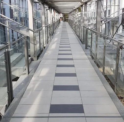 Nowoczesny Z Tarasem Lägenhet *